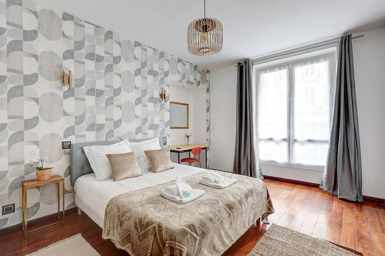 Martine Suite, Place De La Republique Paris 0*,