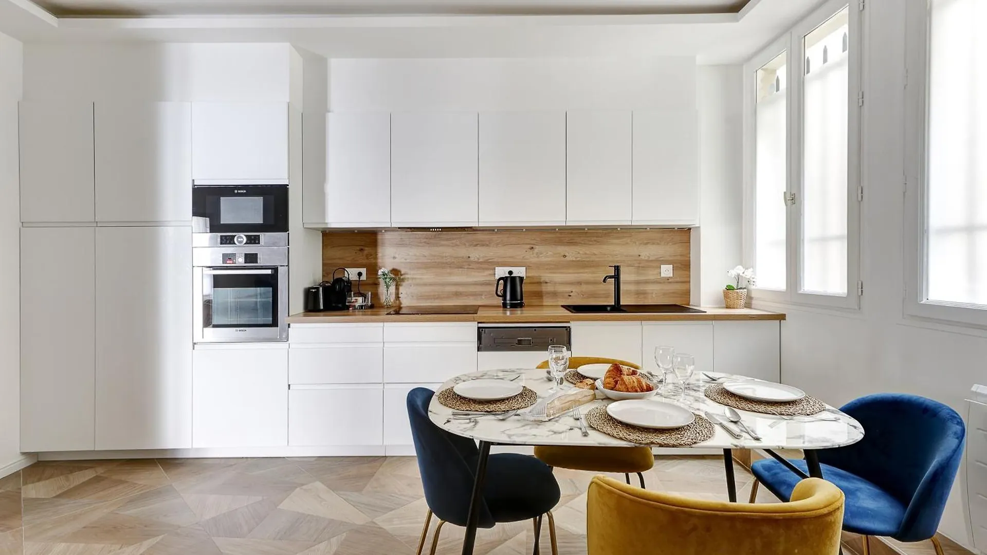 Daire Martine Suite, Place De La Republique Paris Fransa
